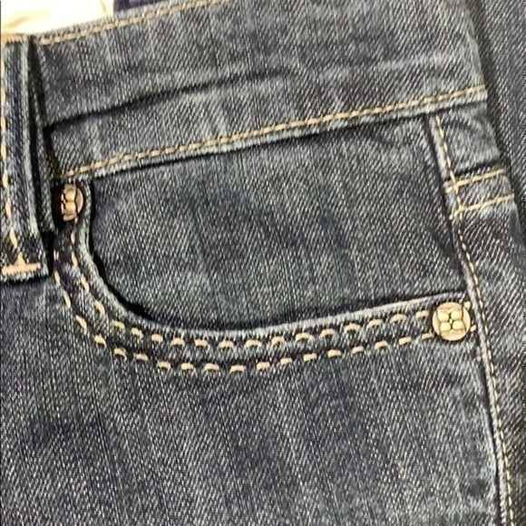 BCBGMaxAzria | Women's Flare Jeans - Picture 2 of 8